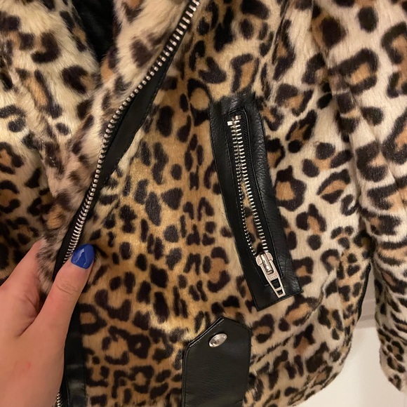 Leopard Furry Structured Jacket - Picture 4 of 5